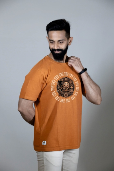 Crew Neck Apricot Buff Graphic T-shirt